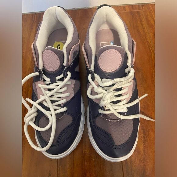 NWOT VANS Off The Wall  Unisex Sneakers AMZN TRAILHEAD lilac/purple old school - Picture 6 of 14